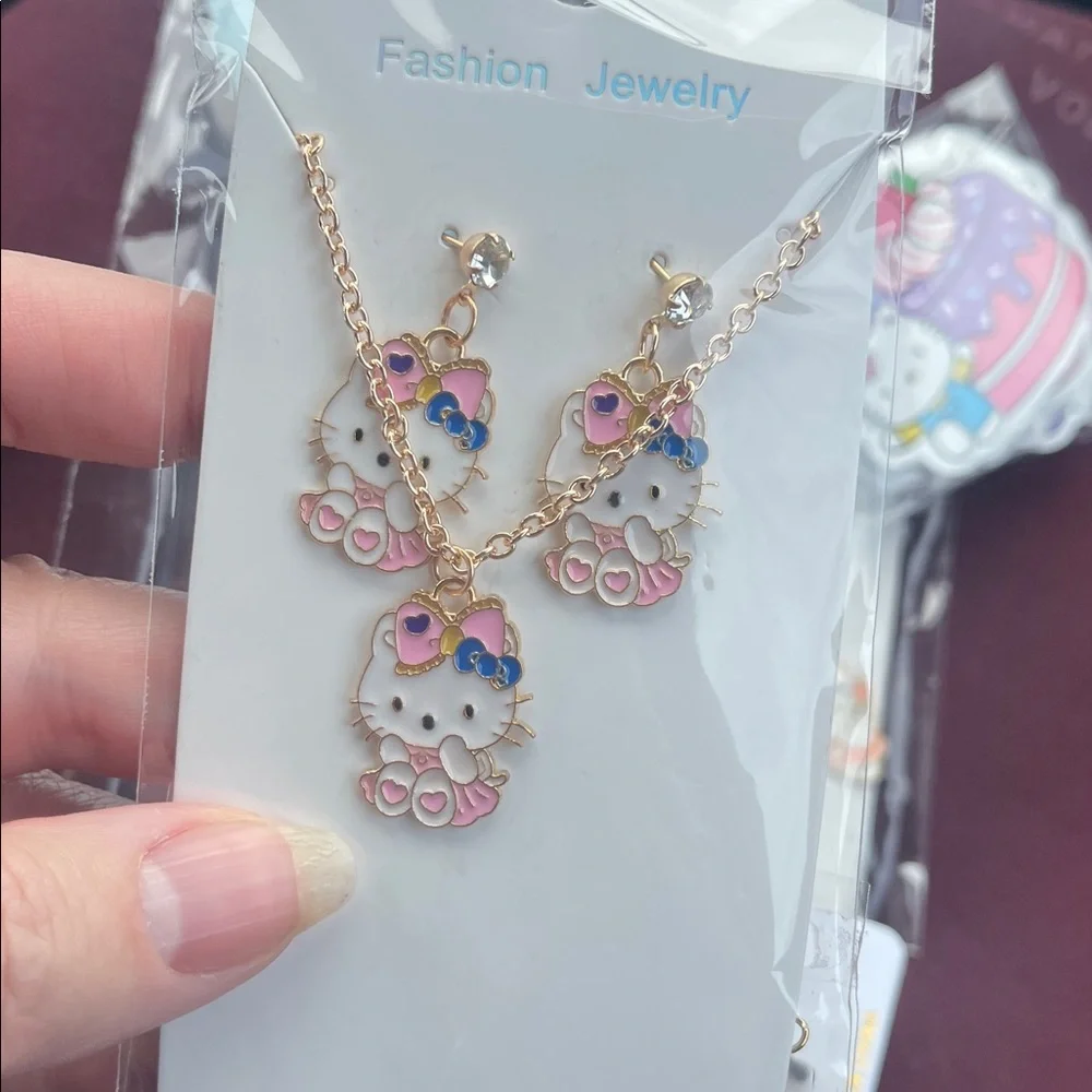 Hello Kitty Pink necklace earrings hair clip Coin Purse and Accessories Set nwt